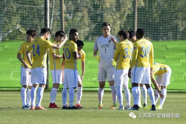  弗赖堡青春风暴，U23小将包办三球  